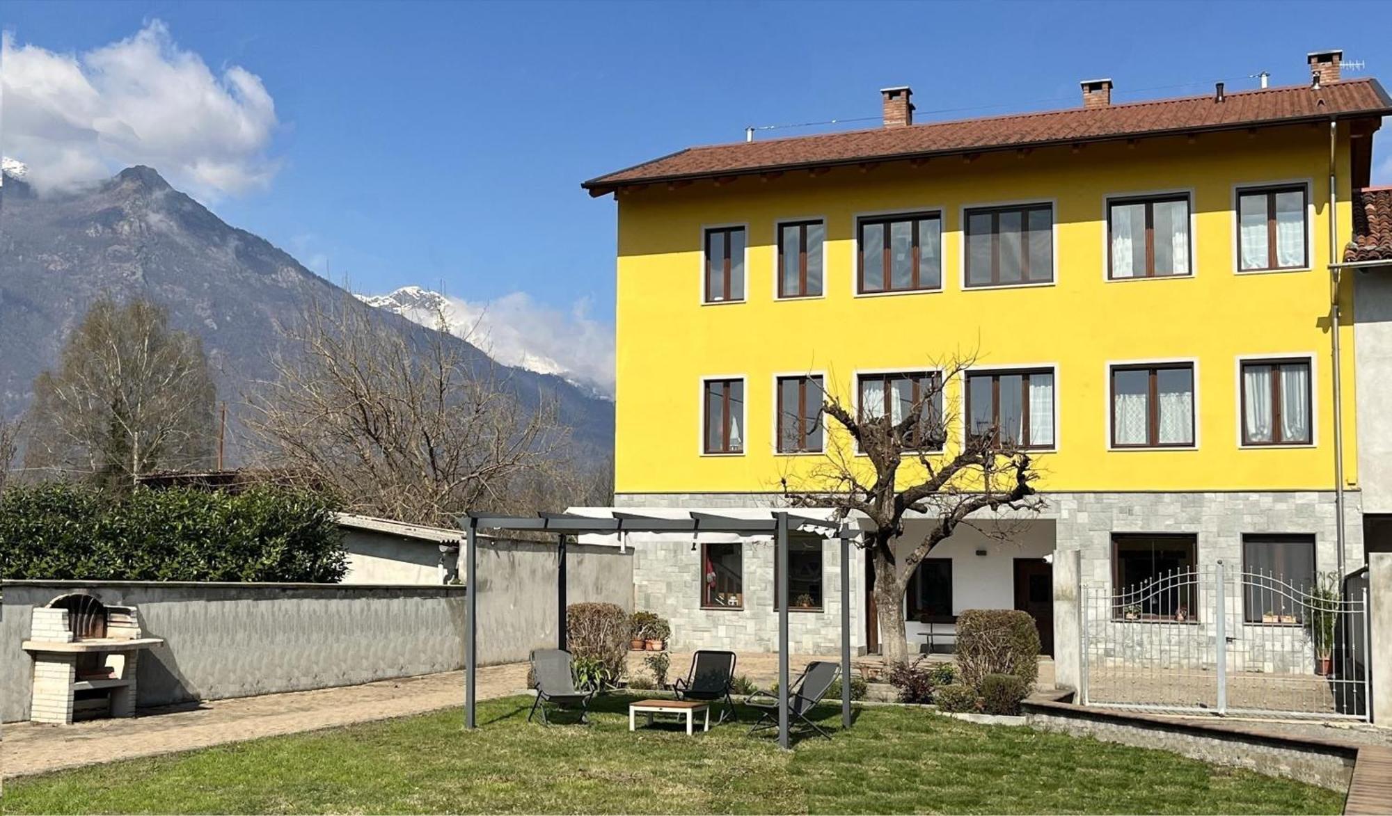 A Due Passi Dal Lago Montalto Dora Екстериор снимка